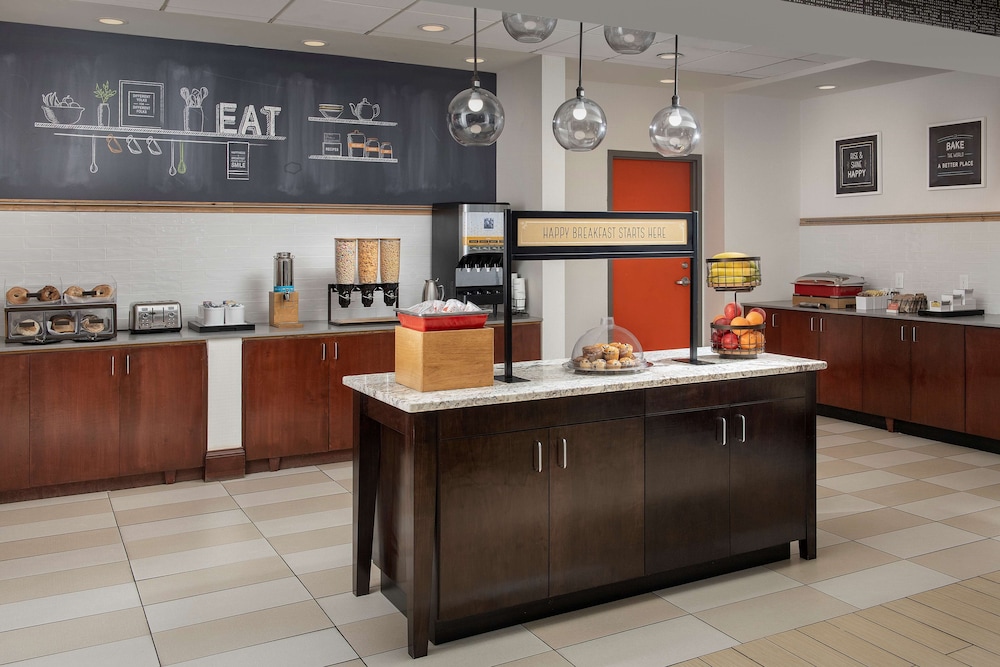 Hampton Inn Knoxville East - photo 21