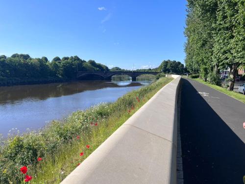 Riverside by Teil Luxurious one bed Apartment — 4-Star Luxury Hotel in Preston, United Kingdom