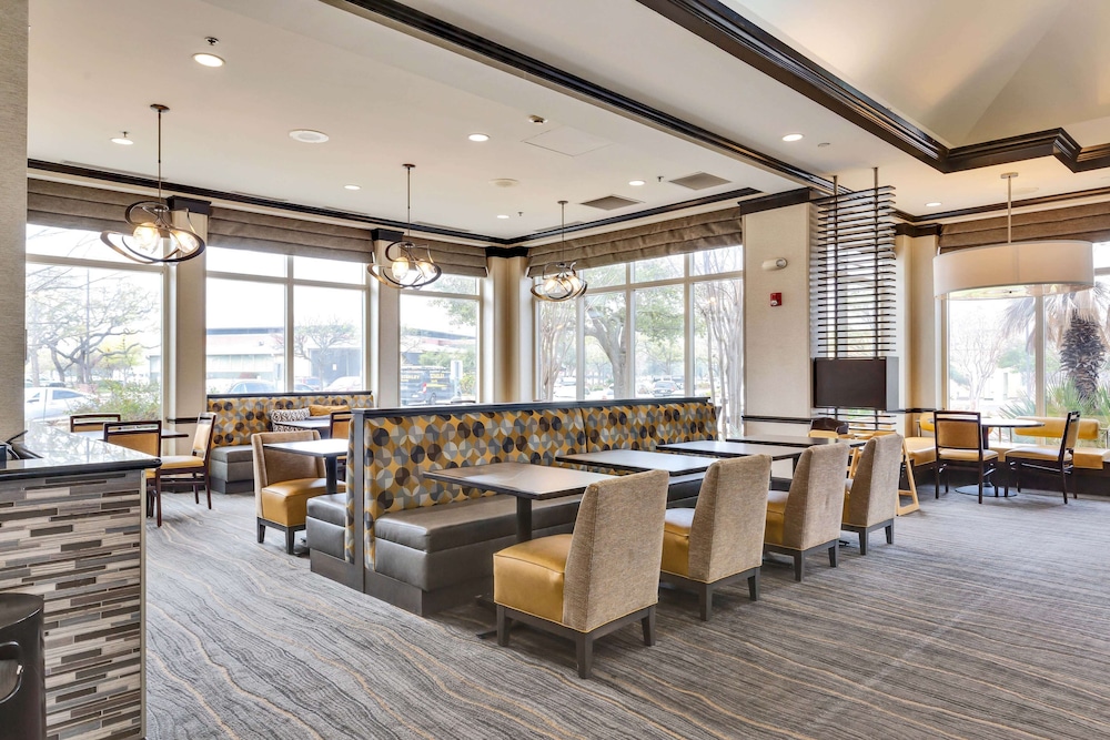 Hilton Garden Inn Austin NW Arboretum - photo 37