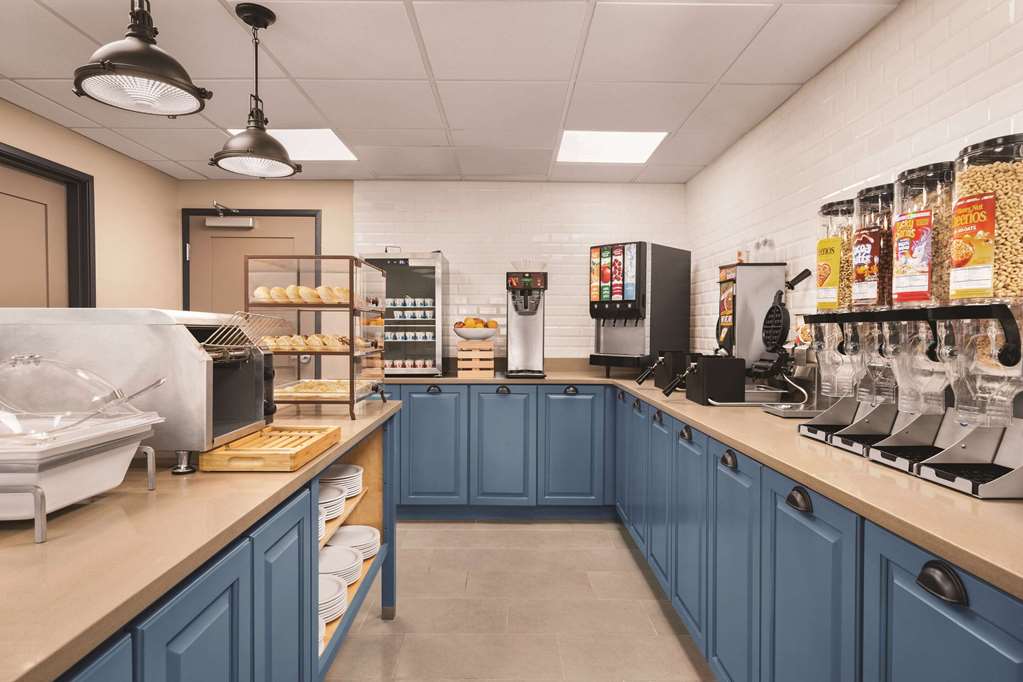 Country Inn & Suites by Radisson Savannah Midtown GA - photo 16