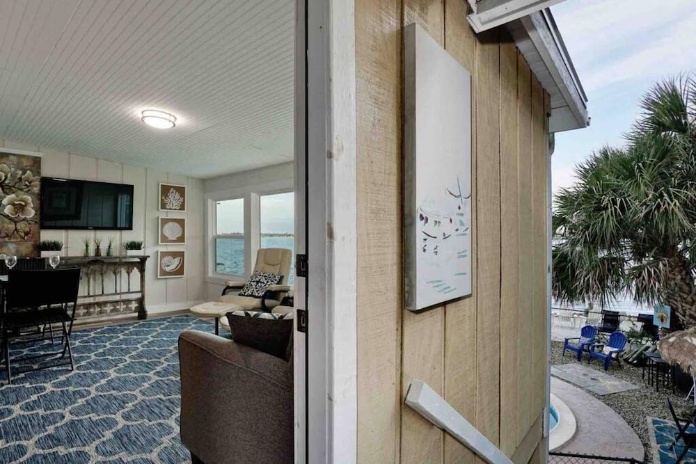 Waterfront Studio with Pool on Manasota Key - photo 22