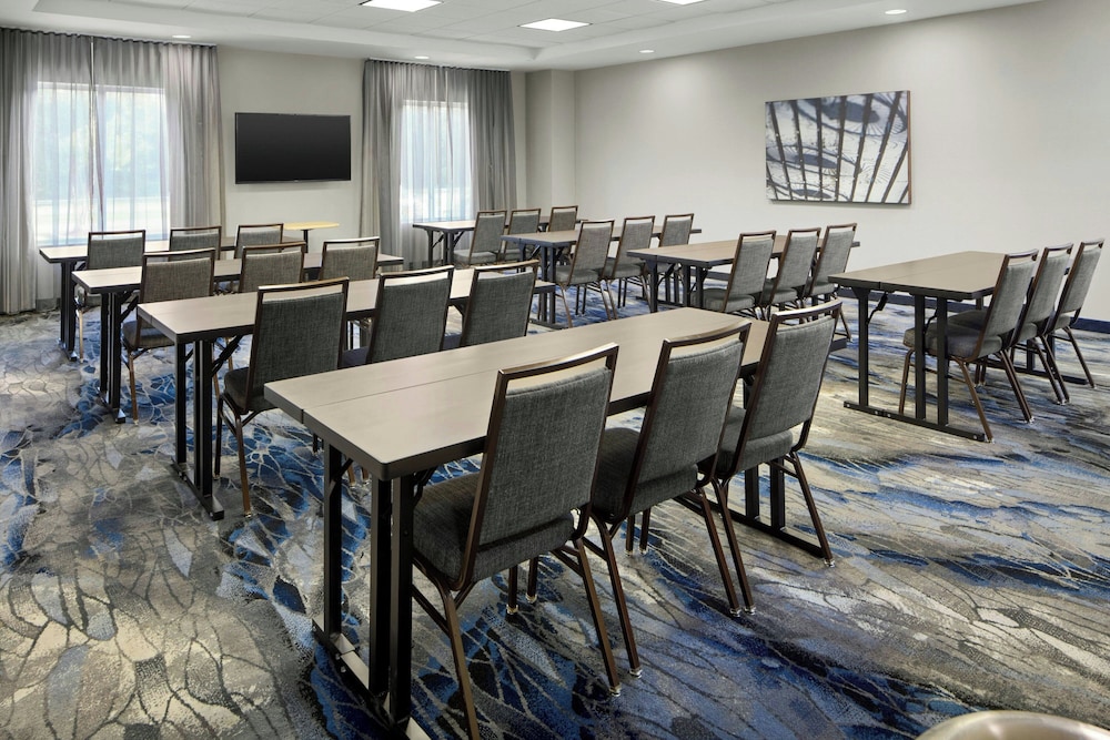 Fairfield Inn & Suites South Boston - photo 37