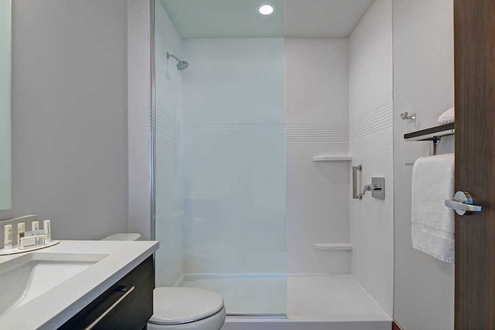 TownePlace Suites by Marriott Cincinnati Downtown - photo 19