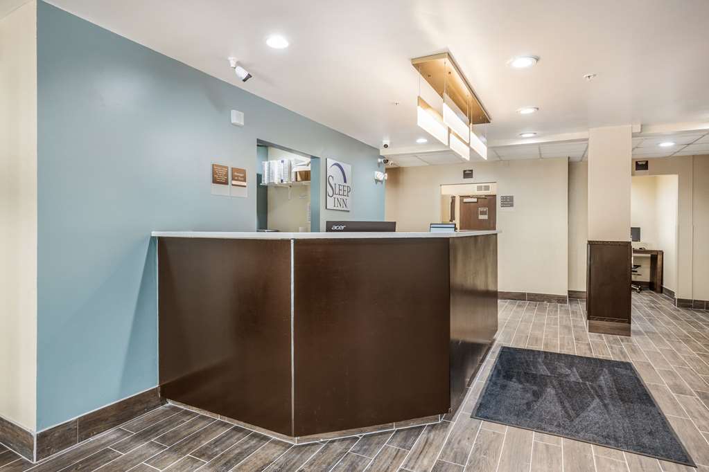 Sleep Inn & Suites Tallahassee Capitol - photo 10