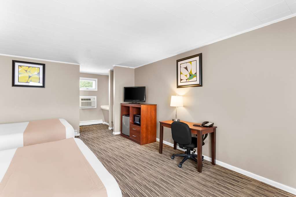 Rodeway Inn Gorham Riverside - photo 28