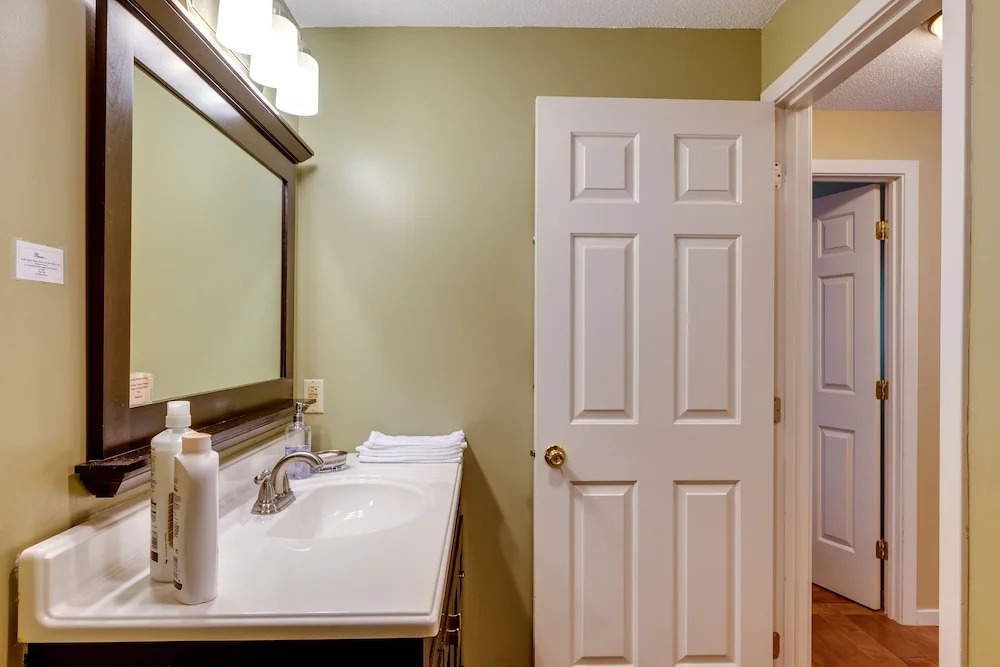 The Seasons Resort - photo 10