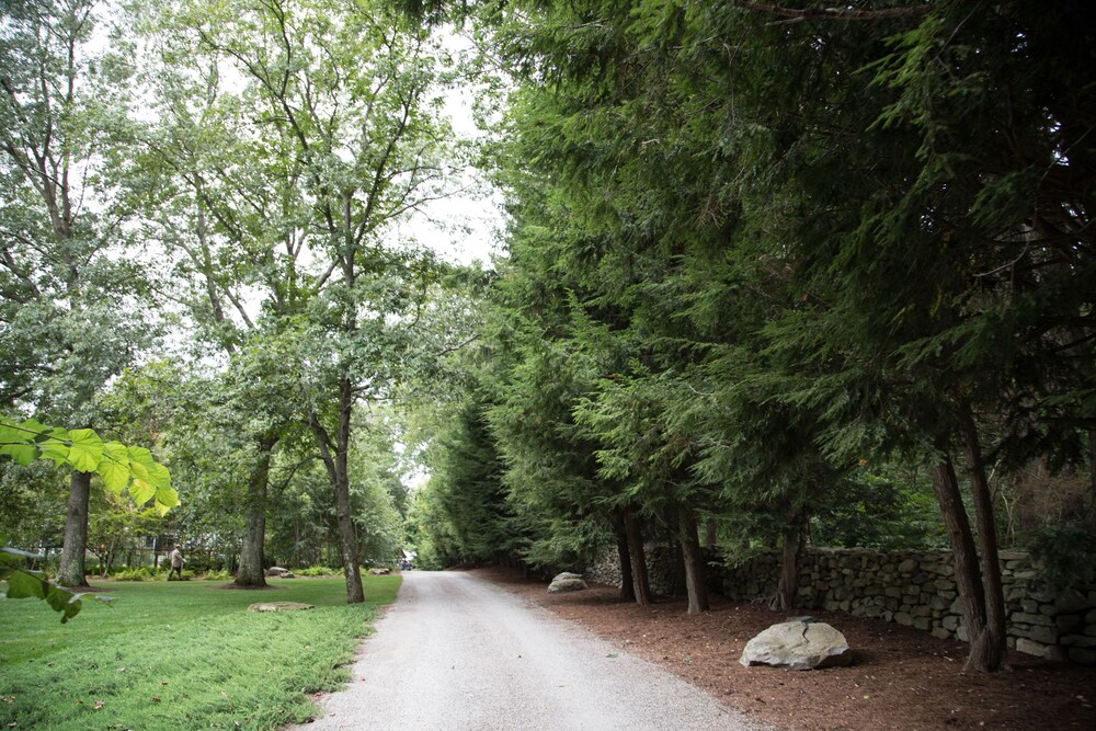 Chatfield Hollow Inn - photo 41