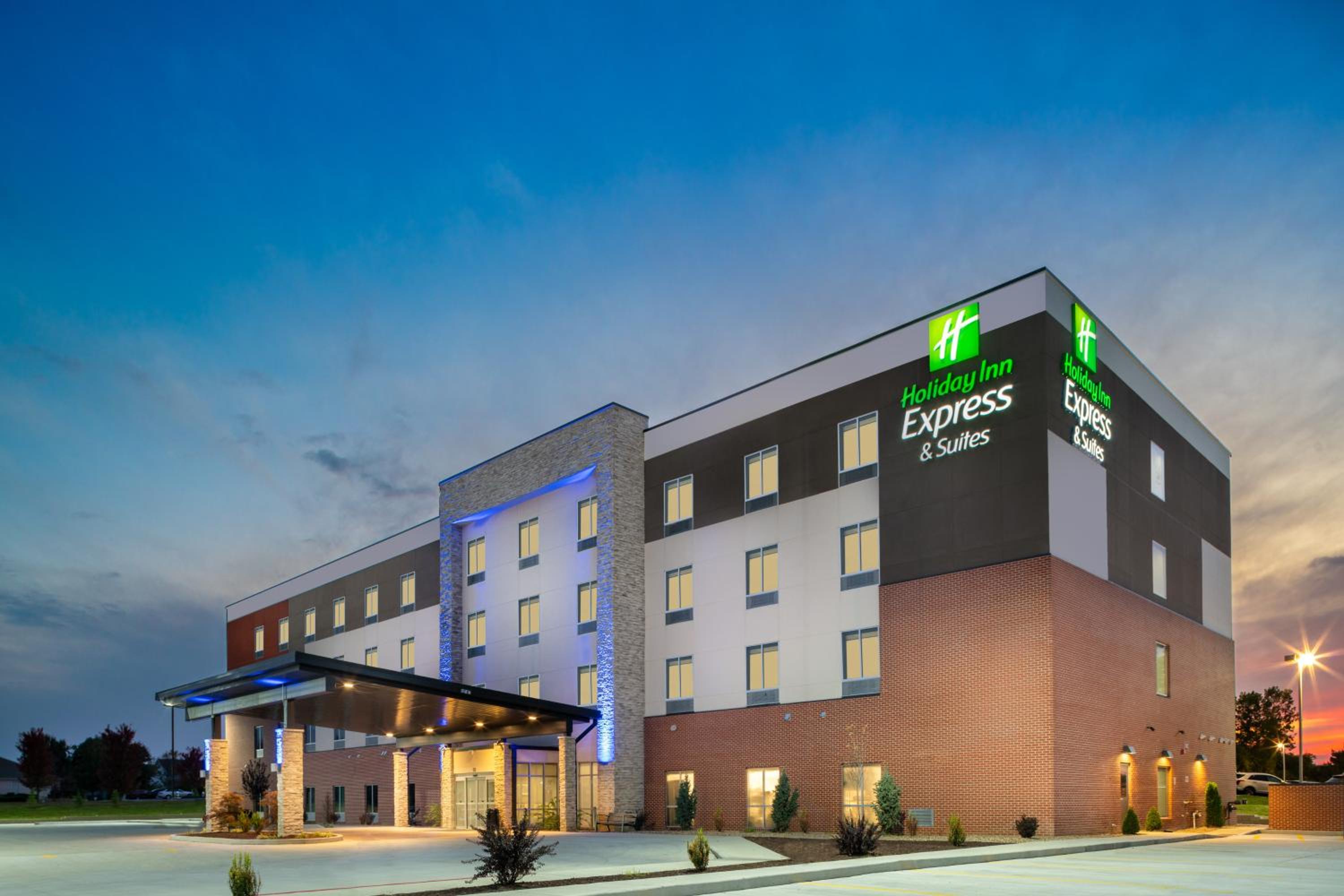 Holiday Inn Express & Suites St Peters by IHG - photo 82