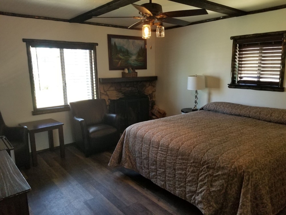 The Timberline Lodge - photo 4