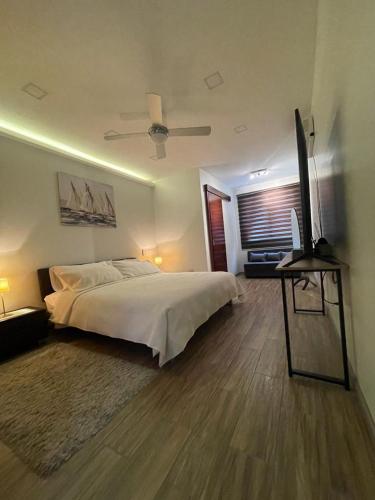 Kiran Lodging Guayaquil — 4-Star Luxury Hotel in Guayaquil, Ecuador