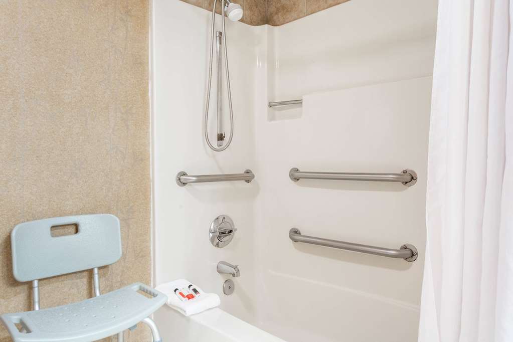 Days Inn by Wyndham Westminster - photo 22