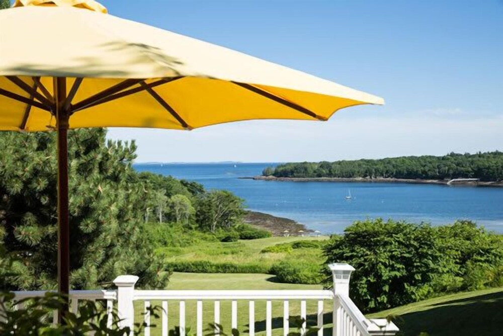 Strawberry Hill Seaside Inn - photo 31