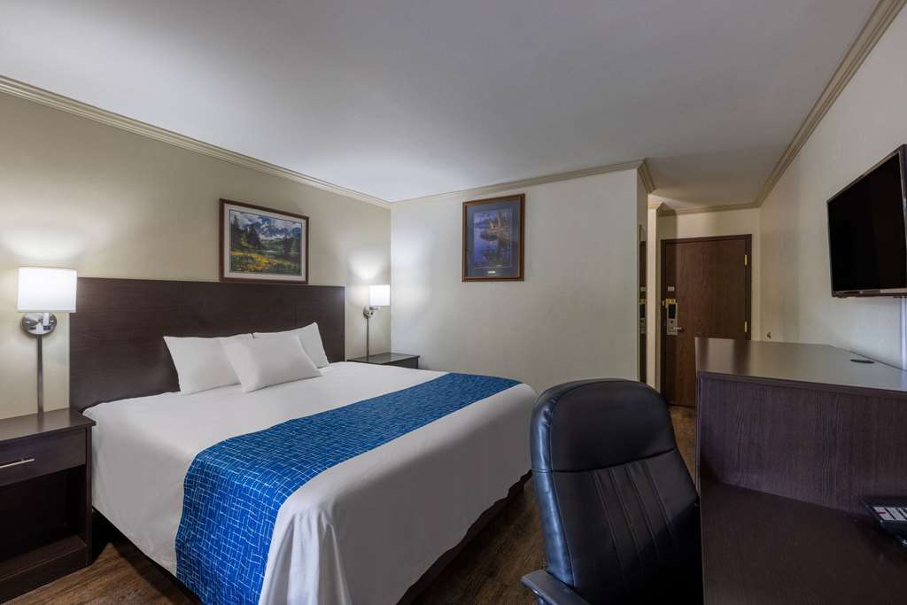Travelodge by Wyndham Livingston Yellowstone - photo 14