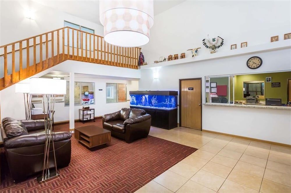 Pinetop Studio Suites - photo 13