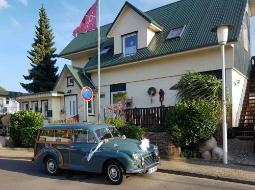 Gästehaus Alwine Wohnung 6 — 4-Star Luxury Hotel in Gromitz, Germany