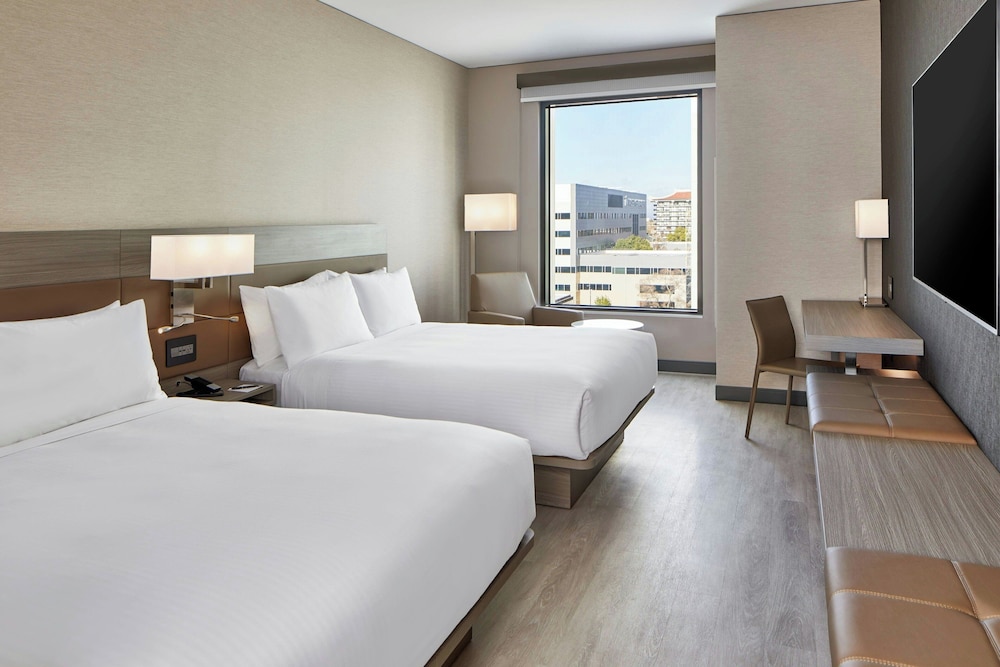 AC Hotel Sacramento - photo 11