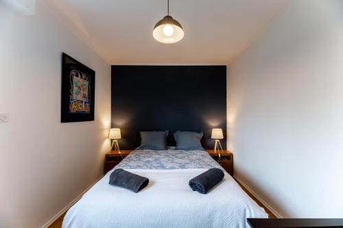 Appartement cosy vue mer terrasse et parking situAc A Beaurivage — 4-Star Luxury Hotel in Biarritz, France