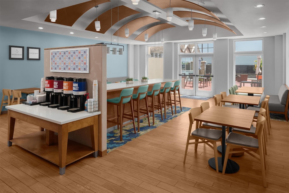 Hampton Inn & Suites Orem - photo 43