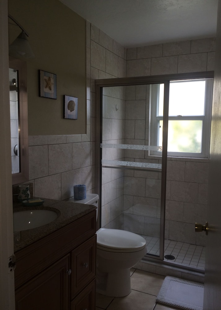 Queen's Gate Resort - photo 20