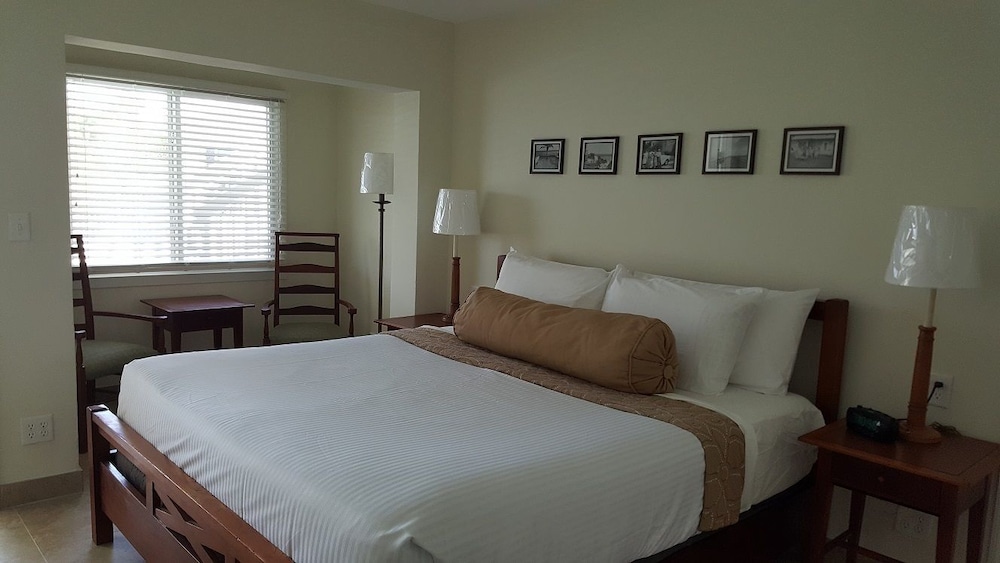 Le Cabanon Motel - photo 3