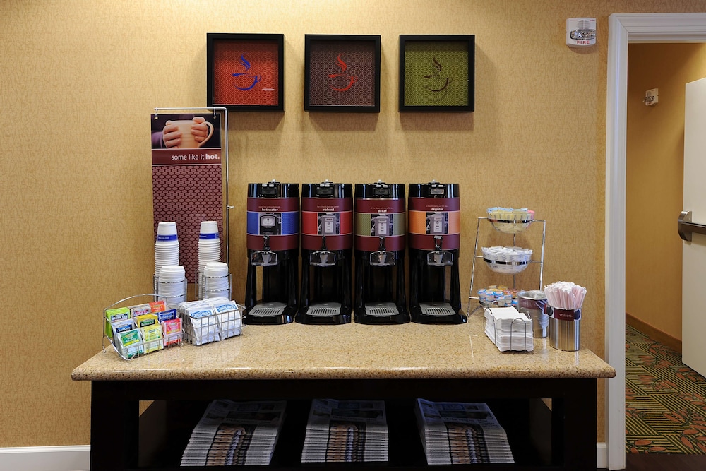 Hampton Inn Suites Scottsboro - photo 45