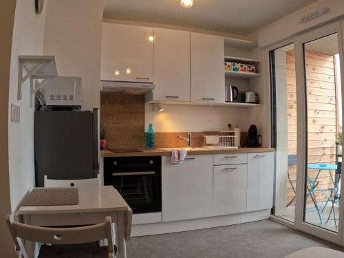 Studio Cosy Chambray Les Tours — hotel in Chambray-Les-Tours