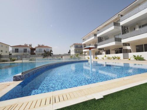 Sunny&Cozy Family Apartment Walk To the Beach