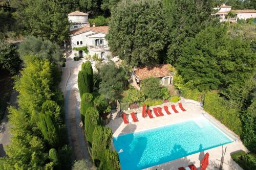 Clos Baignères - carbon neutral hotel in Unknown City