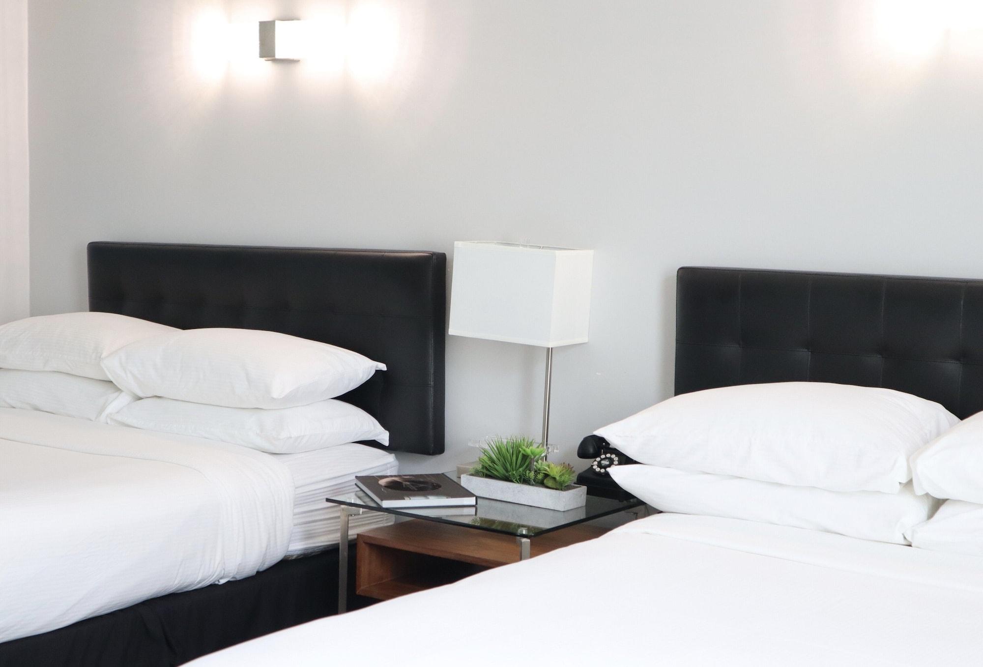 Park Plaza Lodge Hotel - photo 15