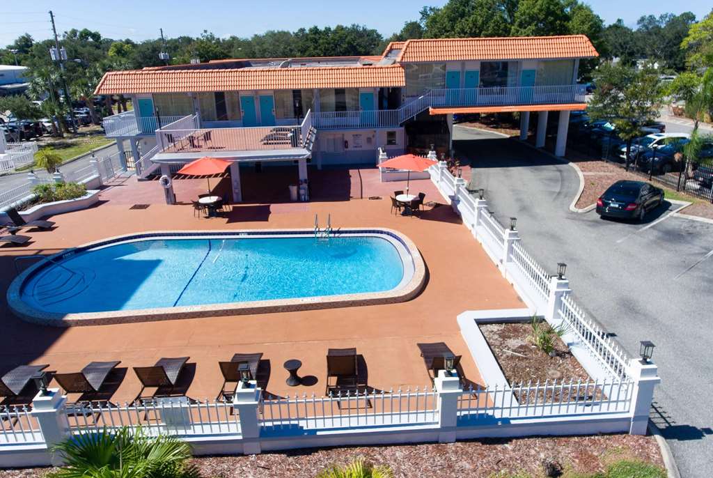 Howard Johnson by Wyndham Clearwater Dunedin - photo 11