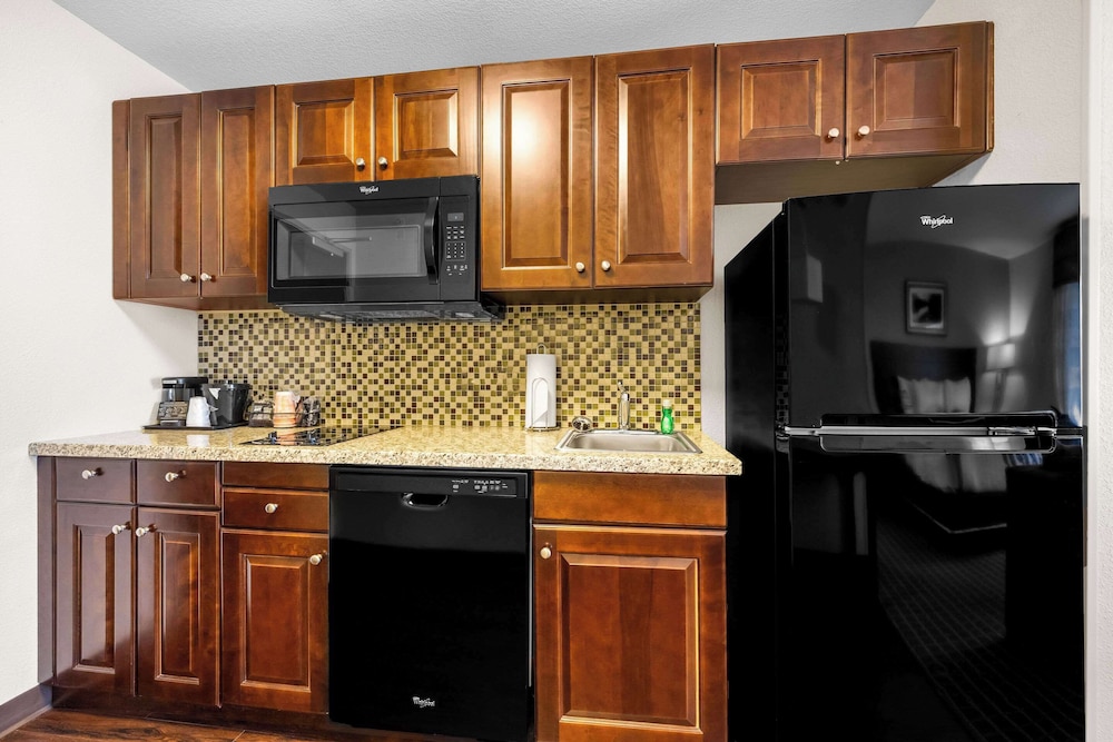 Sleep Inn & Suites West Near Medical Center - photo 18