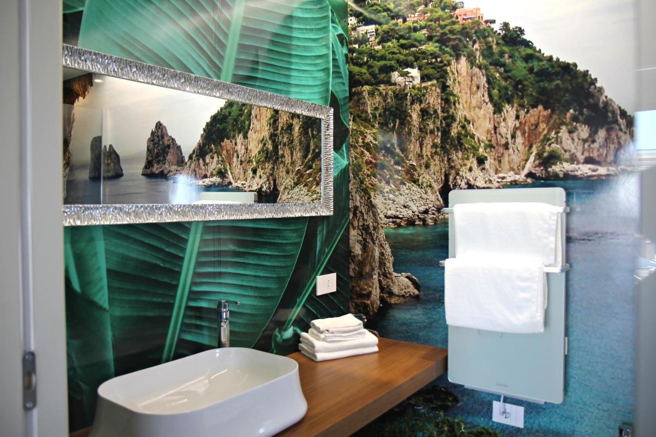 Room Capri - carbon neutral hotel in Unknown City
