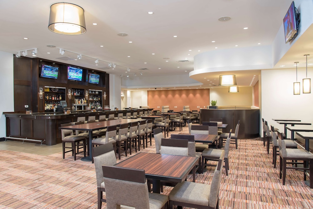 DoubleTree by Hilton Hotel Grand Rapids Airport - photo 56