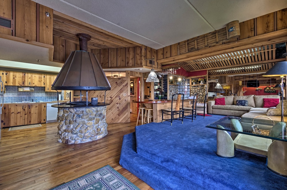 Sugar Mountain Resort Condo w Pool Table & Views - photo 12