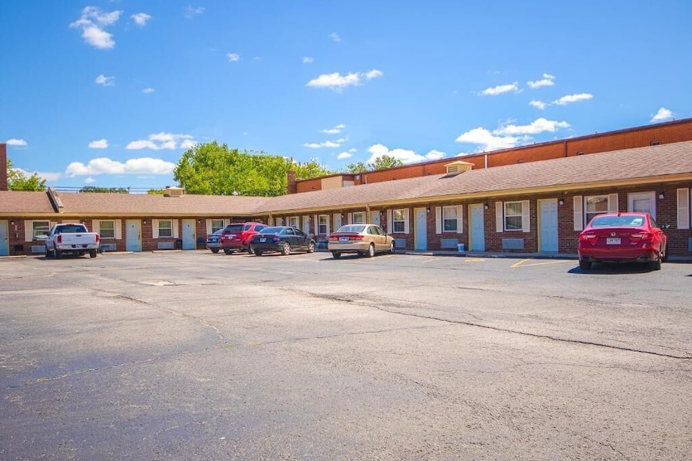 Centralia Motel - photo 24