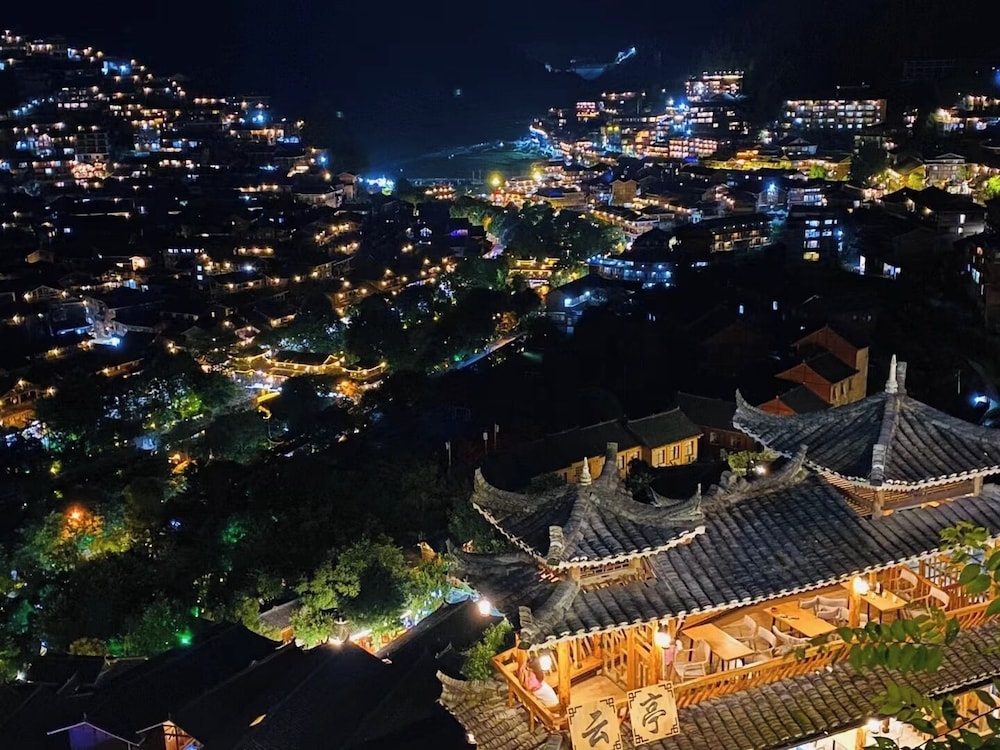 Xijiang Yunting Light Luxury Panoramic in Rongjiang, People's Republic of China