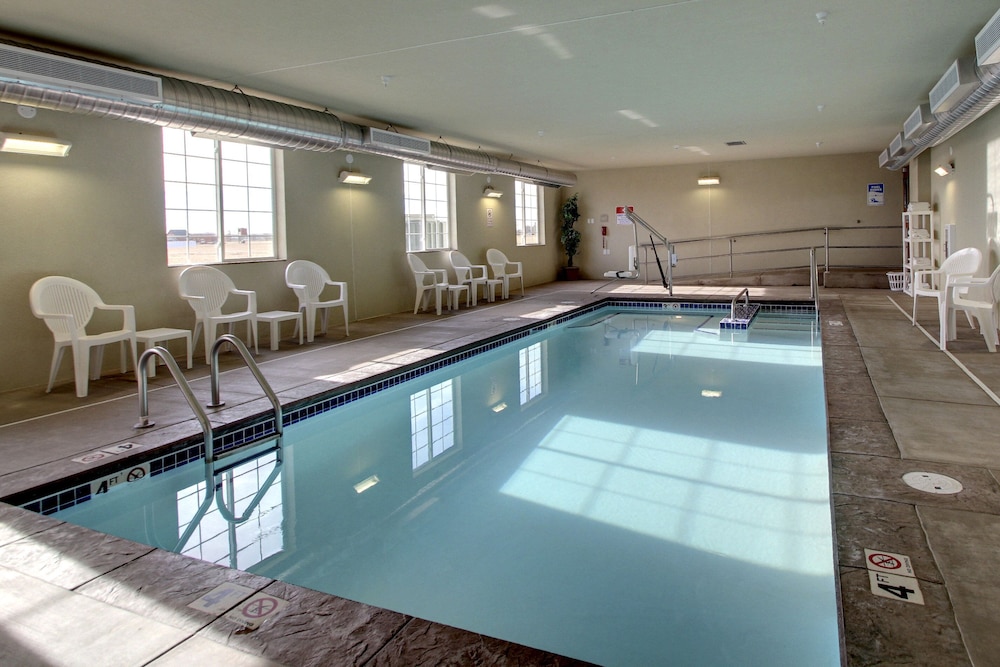 Cobblestone Hotel & Suites Wayne - photo 13