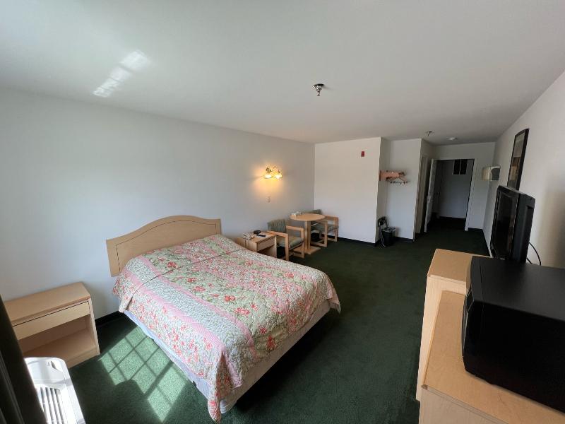 Red Bud Country Inn - photo 15
