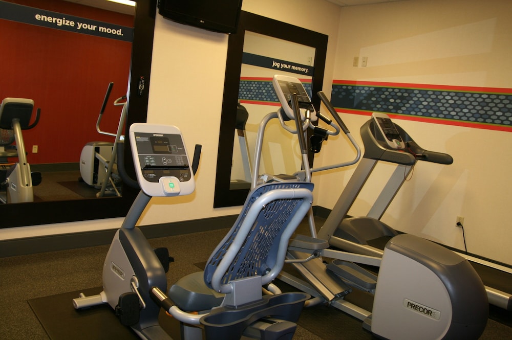 Hampton Inn Pine Grove - photo 41
