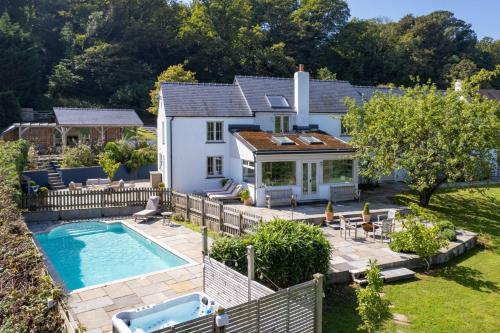 Little Haven — 4-Star Luxury Hotel in Swansea, United Kingdom