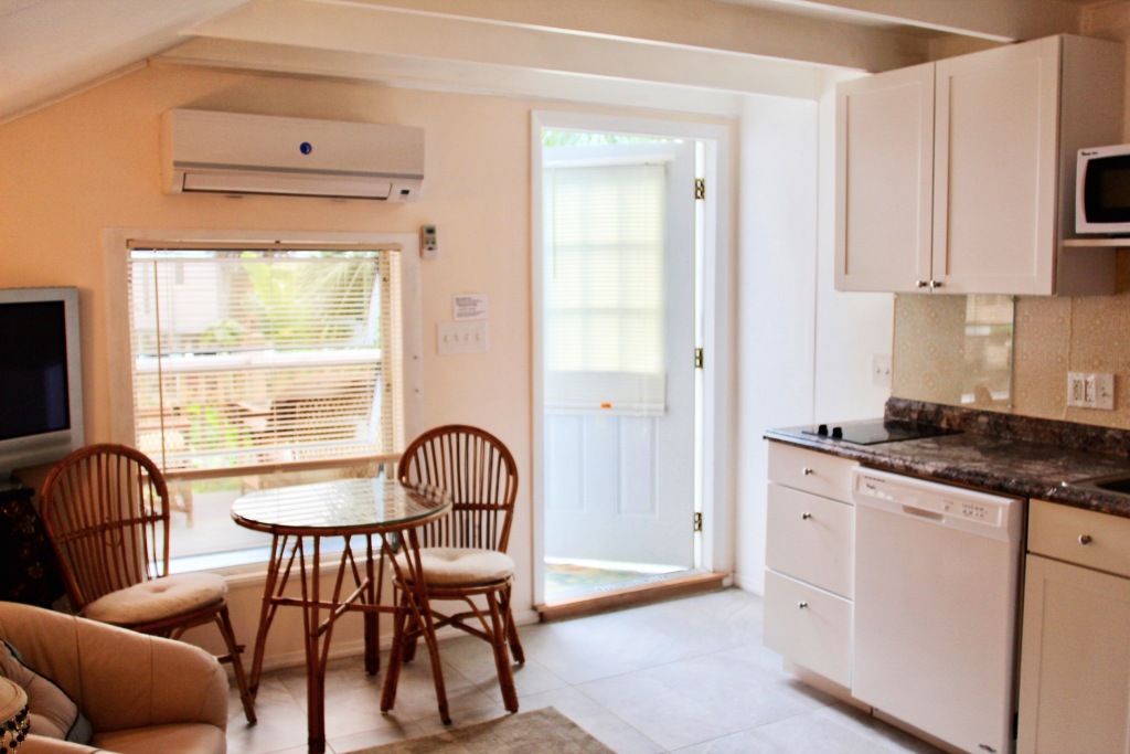 Treasure Island Beach Retreat Sleeps Up To 13 - photo 10