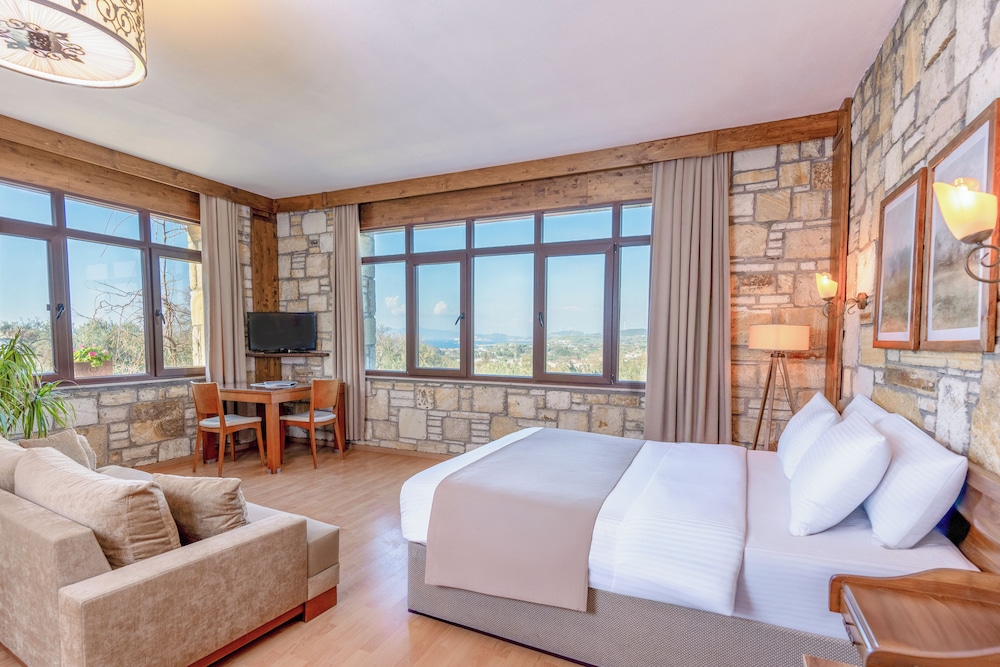 Kozbeyli Konagi in Foca, Turkey