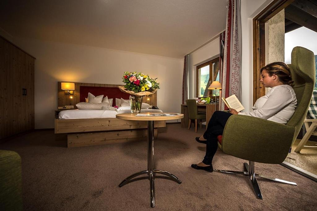 Hotel Erlebach — Riezlern
