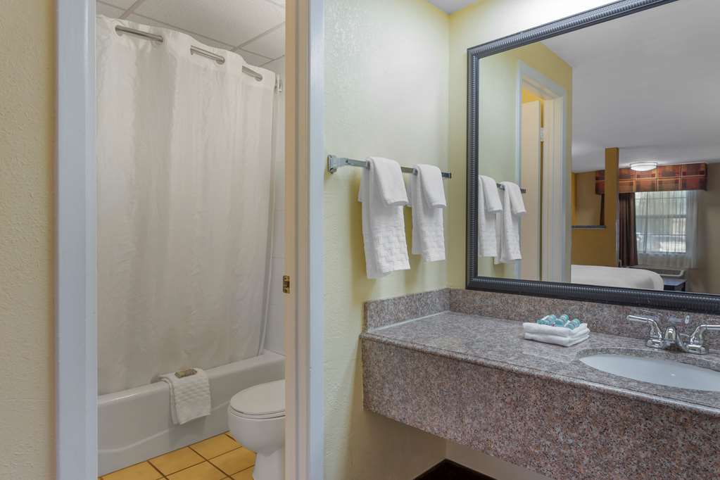 Best Western Benton Inn - photo 24