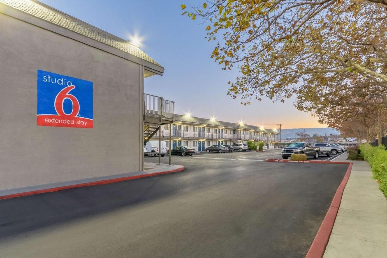 Studio 6 Hayward Ca Silicon Valley Gateway - photo 2