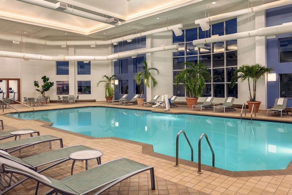 Hilton Ocean City Oceanfront Suites - photo 44