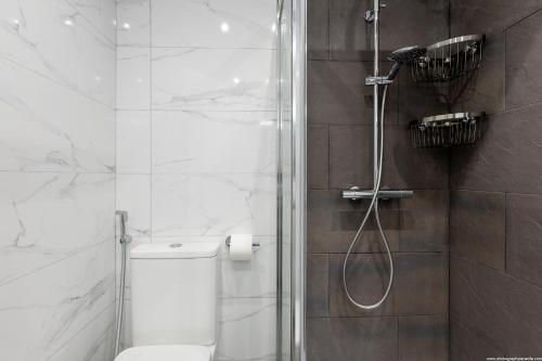 Great Location 1 Bedroom apartment — 4-Star Luxury Hotel in Adeje, Spain