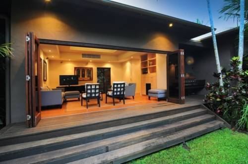 The Bali House — 4-Star Luxury Hotel in Port Douglas, Australia