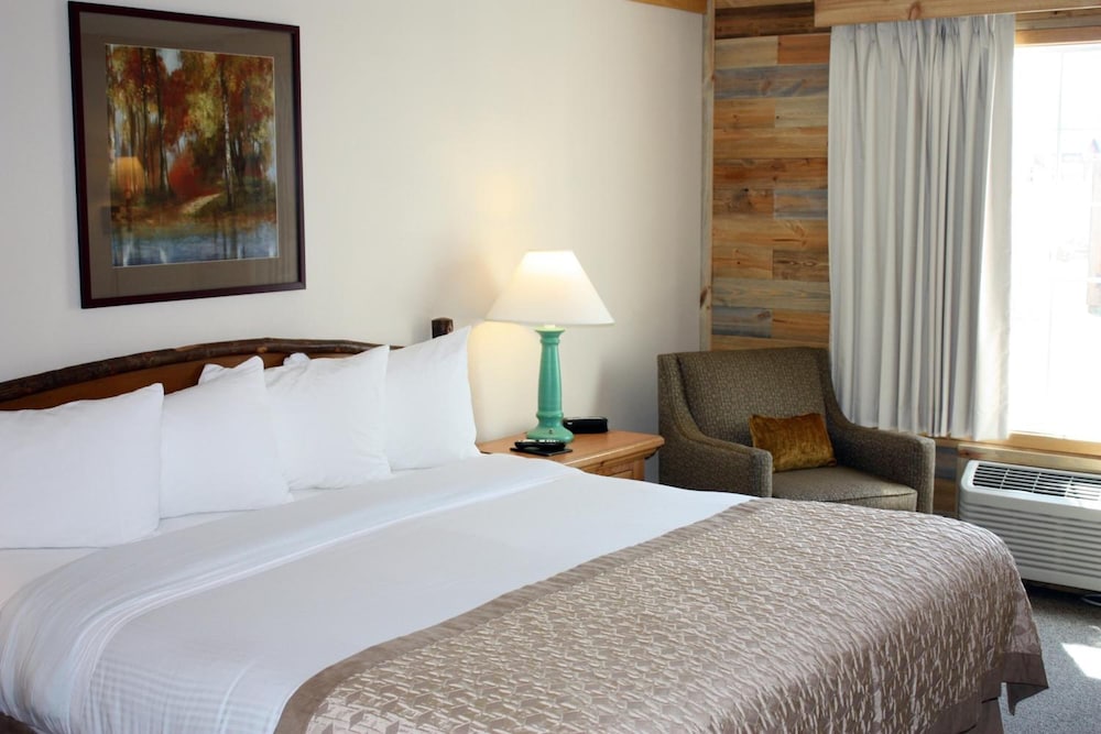 Flat Creek Lodge - photo 12