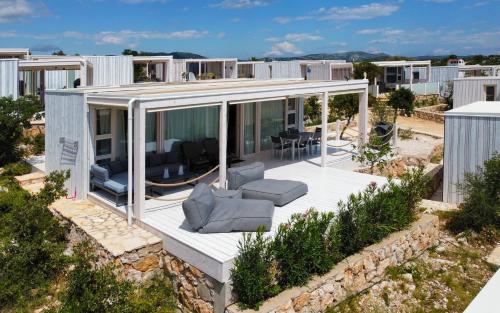 Villa OhLive — 4-Star Luxury Hotel in Pakostane, Croatia